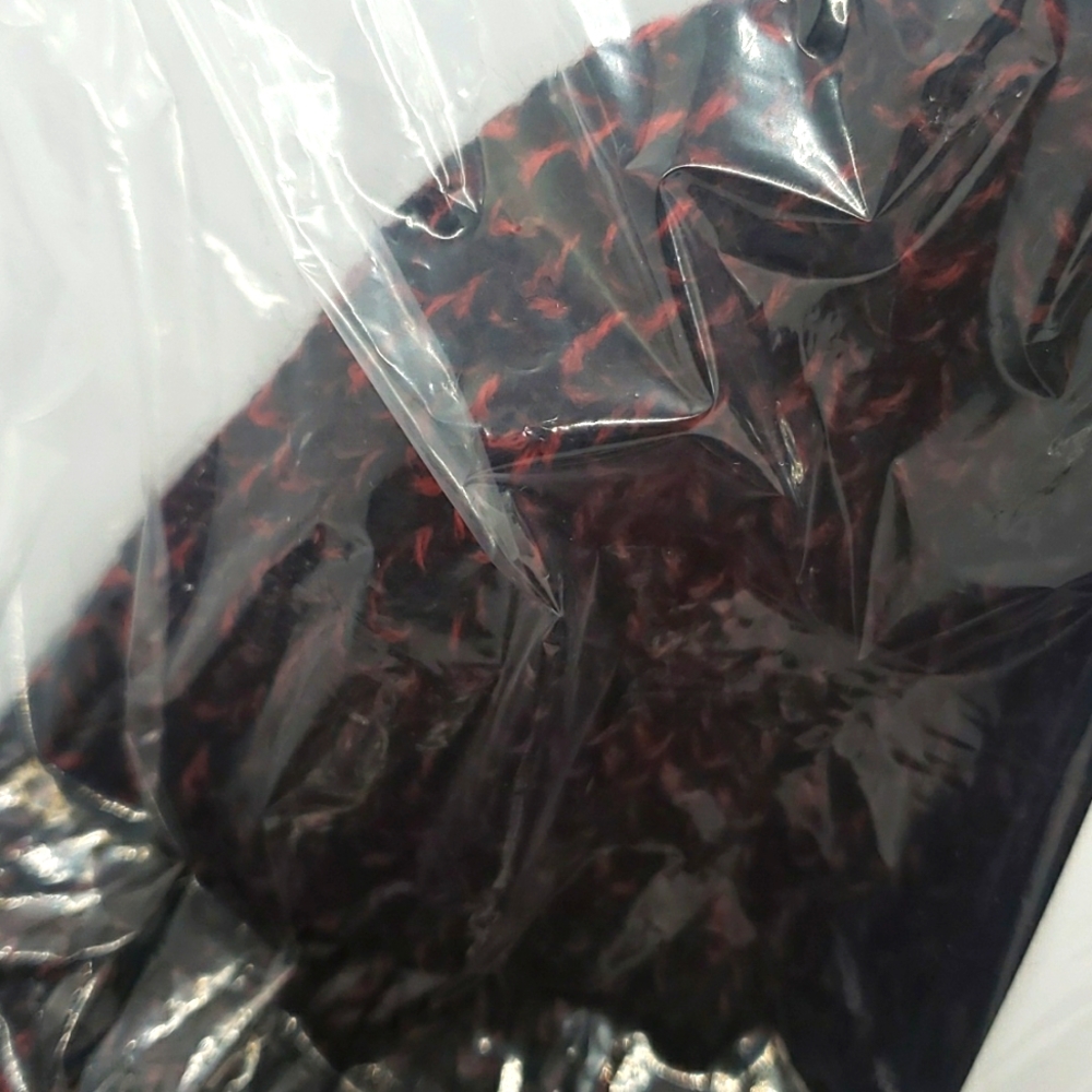 Hurley M MAX Cuff 2.0 Beanie Black and Red New in Package - Picture 3 of 3